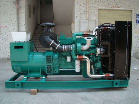 泰宁1100kw康明斯柴油发电机组图片 泰宁1100kw康明斯柴油发电机组图片